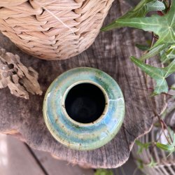 Vase i smukkeste gr�nne glasurer