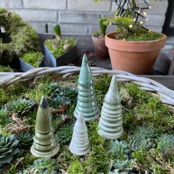 Juletr�er, s�t a� 4 stk i forskellige st�rrelser