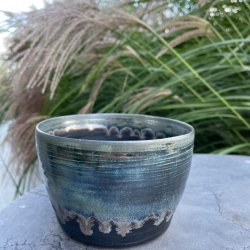 Keramiksk�l i smukke nuancer