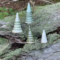 Juletr�er, s�t a� 4 stk i forskellige st�rrelser