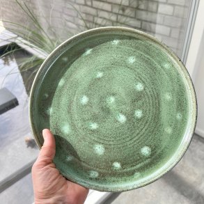 Stor tallerken, gr�n med m�nster