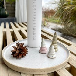 Tallerken med 3 sm� juletr�er