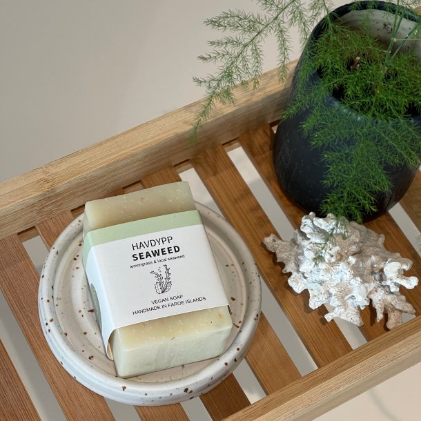 Lille S�besk�l, hvid med prikker