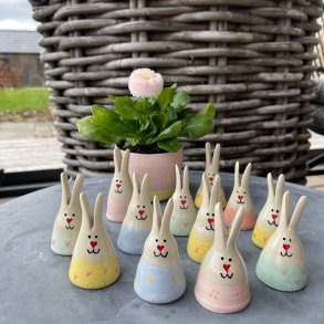 P�skehare, lyser�d