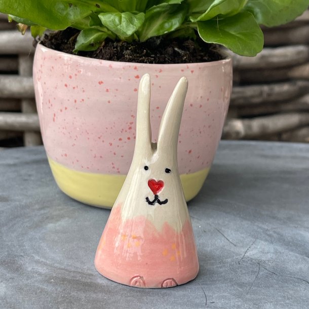 P�skehare, lyser�d