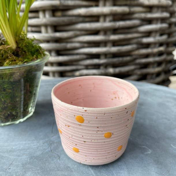 Skål i lyserød med orange dots