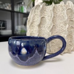 Kop med hank i syren og bl�