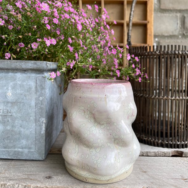 Boblevase i lyser�d og de smukke krystaller