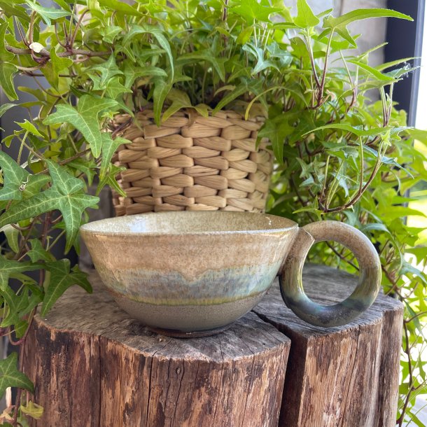 Unika kop med smuk hank