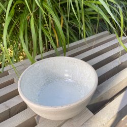 Sk�l med den smukke krystalglasur