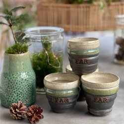 FAR kop i fine creme og gr�nne nuancer