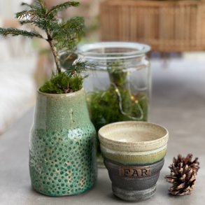 FAR kop i fine creme og gr�nne nuancer