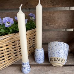 Vase i hvid og bl� prik