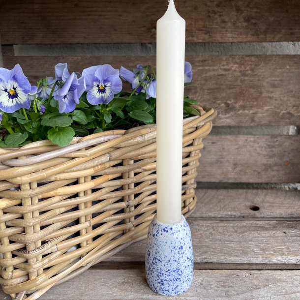 Vase i hvid og bl� prik