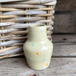 Lysegul vase med multi dots