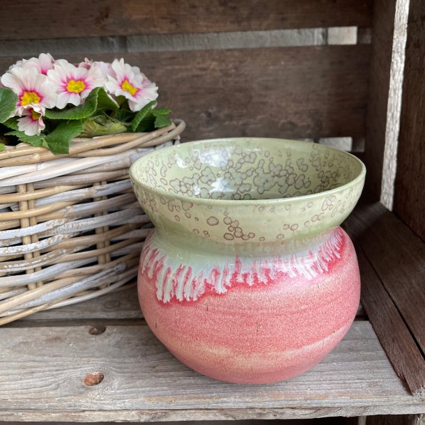 Smuk vase i glasureren Sorbet