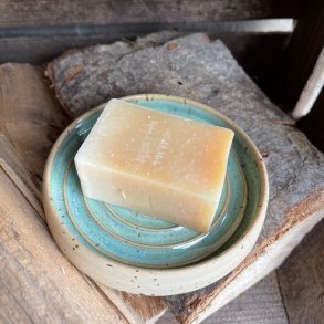 S�besk�l i smuk gr�n glasur