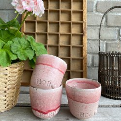 Mor kop i r�de og lyser�de nuancer