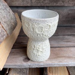 Keramikopsats i den smukke kraterglasur