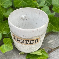 Faster kop i den flotte kraterglasur