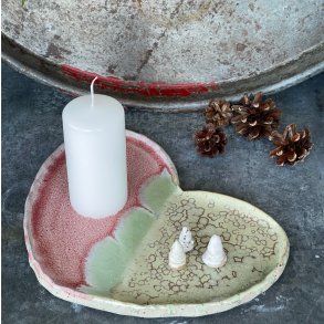 Hjerteformet fad i glasuren �Sorbet� 