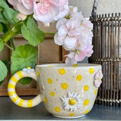 Smuk Mor kop med blomster og gule dots