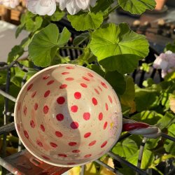 Smuk Mor kop med blomster og r�de dots