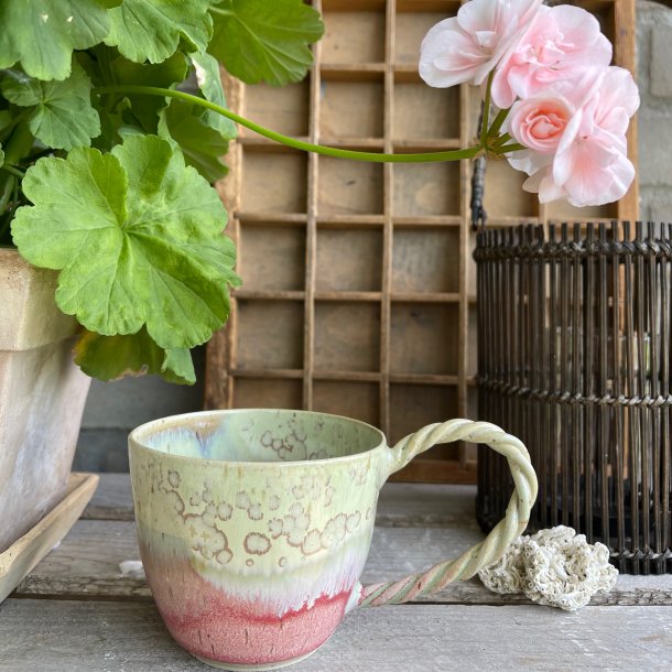 Kop med snoet hank i Sorbet glasur