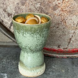 Keramikopsats i smuk gr�n glasur