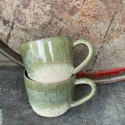 Smukke gr�nne kopper med kraterglasur