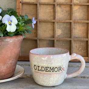 Oldemor kop i smukke krystaller