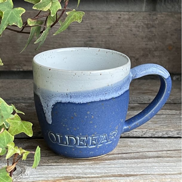 Oldefar kop, bl� med hvid