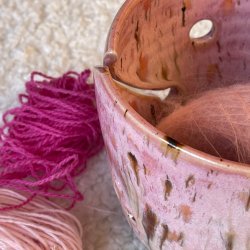 Garnsk�l i smukke lyser�de nuancer