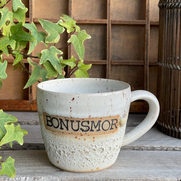 Bonusmor, kop i smuk kraterglasur