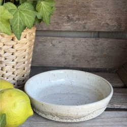 Sk�l i de smukke lyse glasurer