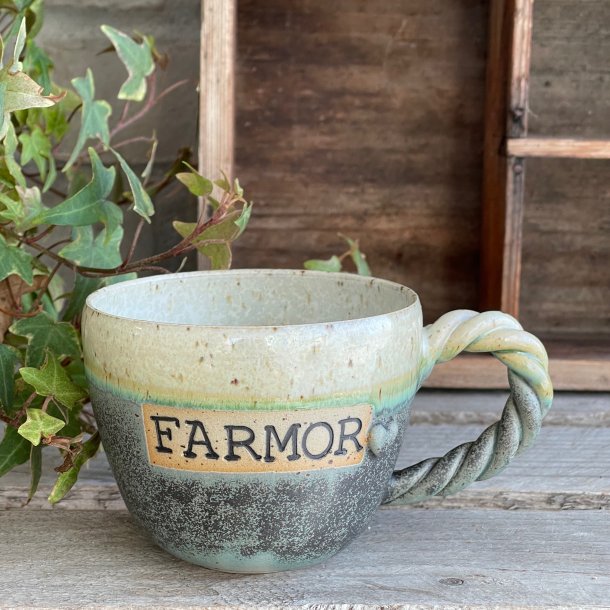 Farmor kop i gr�nne nuancer