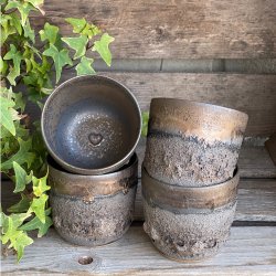 Kop i flot r� glasur