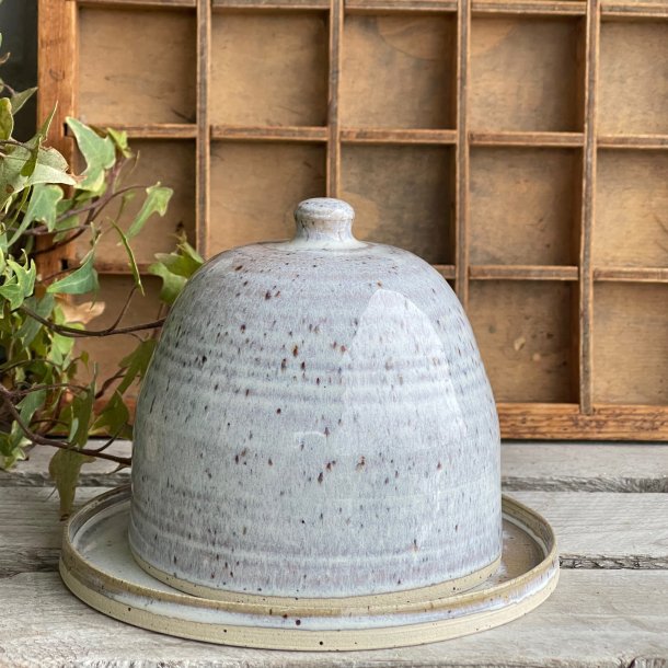 Keramikklokke med tallerken